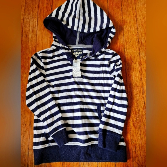 OshKosh 4T Pullover - Picture 1 of 5